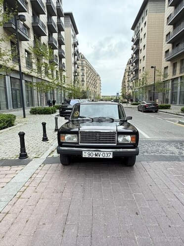 LADA (VAZ) 2107-1