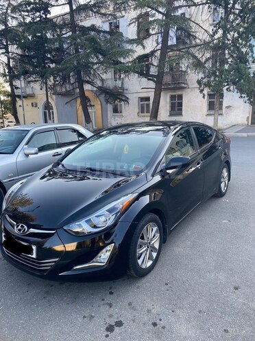 Hyundai Elantra-2