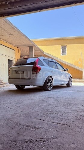 Kia  2010, 380,000 km - 1.6 l - Bakı