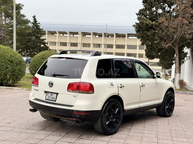 Volkswagen Touareg-8