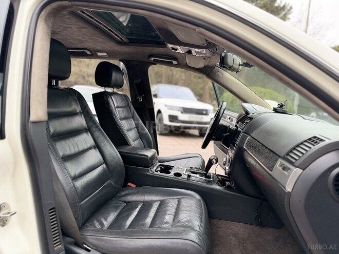 Volkswagen Touareg-14