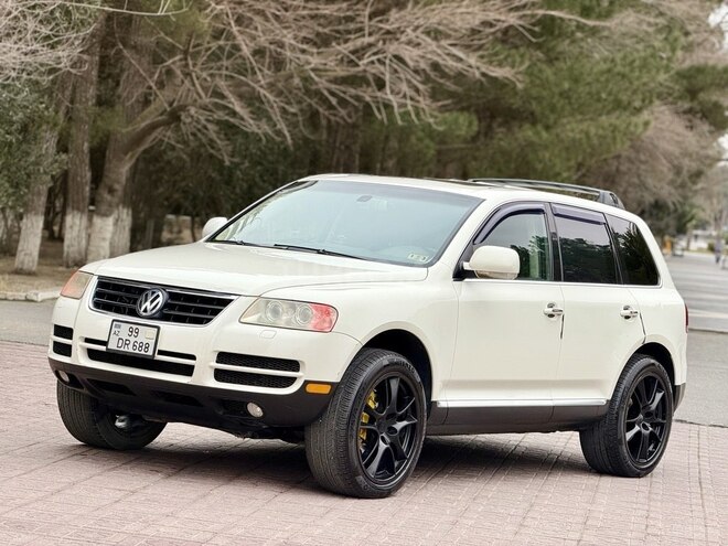 Volkswagen Touareg-2