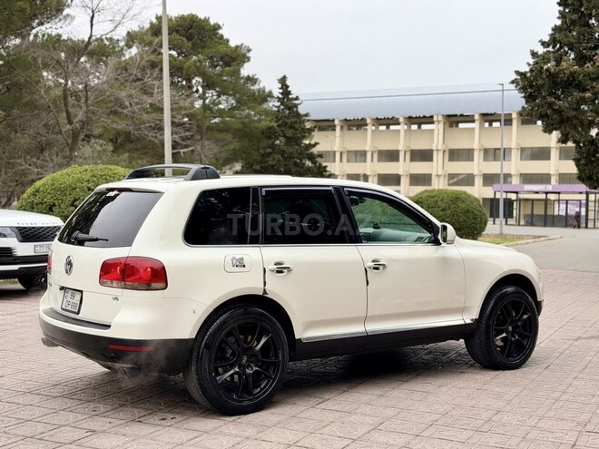 Volkswagen Touareg-11