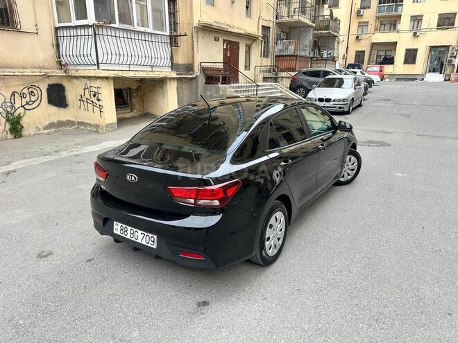 Kia Rio-4