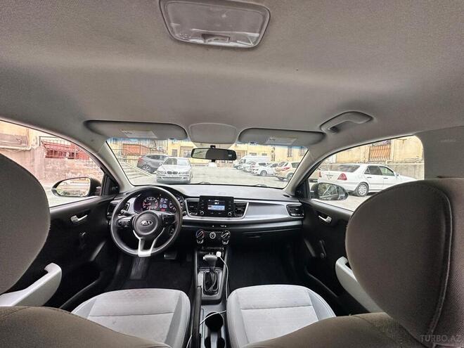 Kia Rio-16