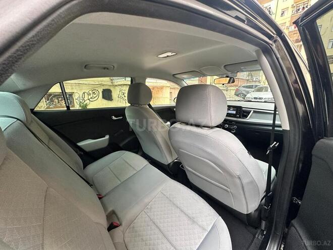 Kia Rio-14