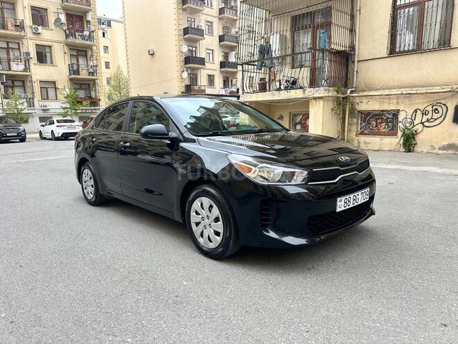 Kia Rio-10