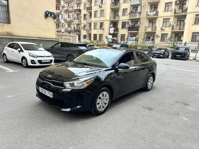 Kia Rio-1