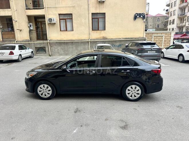 Kia Rio-8