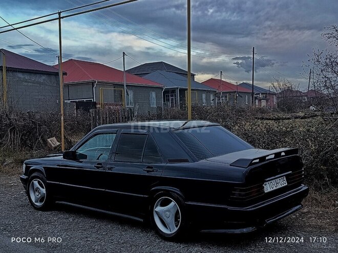 Mercedes 190 1989, 456,000 km - 2.0 л - Zaqatala