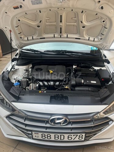 Hyundai Elantra 2018, 168,498 km - 2.0 л - Bakı
