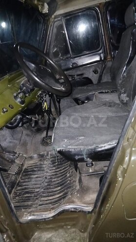 UAZ 469-6