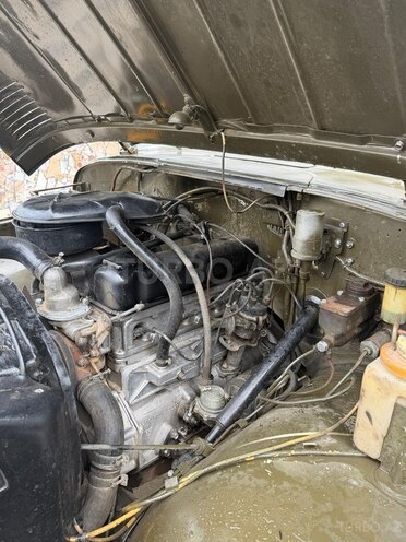 UAZ 469-9