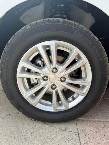 Chevrolet Cobalt-9