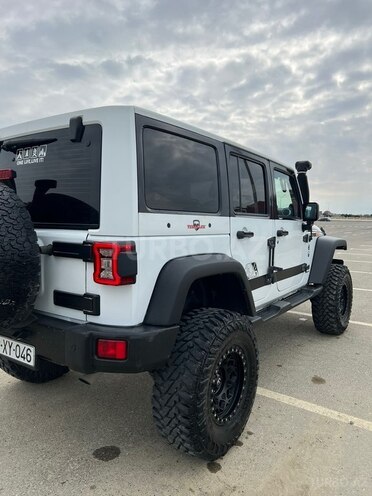 Jeep Wrangler-8