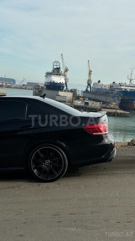 Mercedes E 220-5