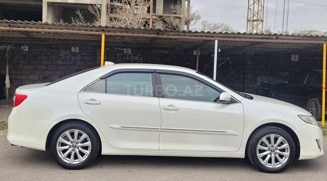 Toyota Camry-10