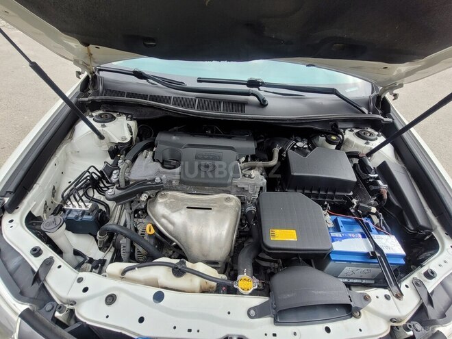 Toyota Camry-19