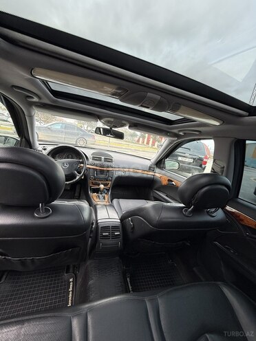 Mercedes E 220-16