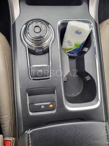 Ford Fusion (North America)-16
