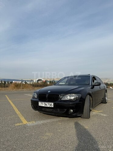 BMW 760-2