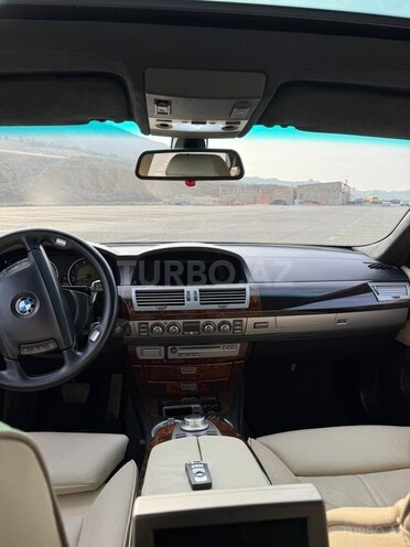 BMW 760-10