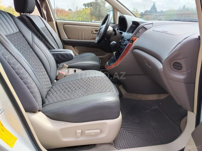 Lexus RX 300-6