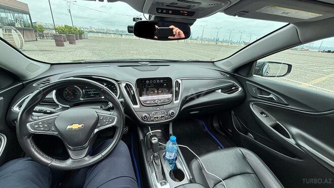 Chevrolet Malibu-8