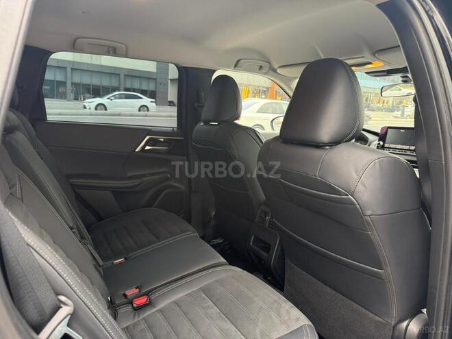 Mitsubishi Outlander-10