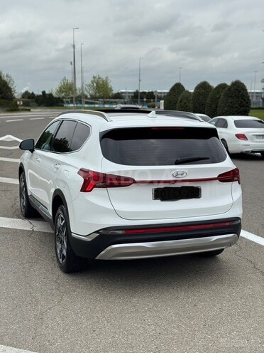 Hyundai Santa Fe-10
