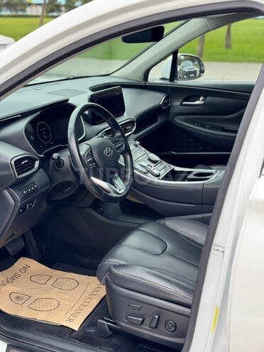 Hyundai Santa Fe-15