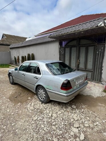 Mercedes C 220-4