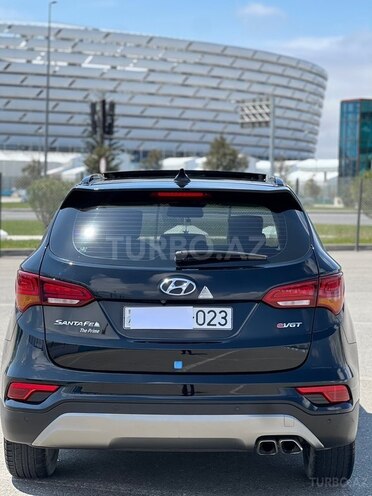 Hyundai Santa Fe-11
