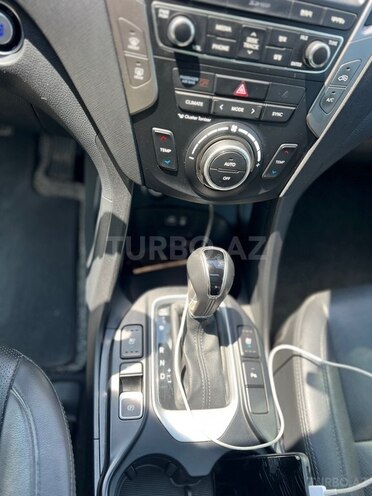 Hyundai Santa Fe-7