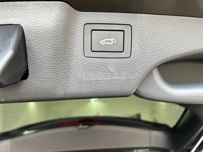 Hyundai Santa Fe-14