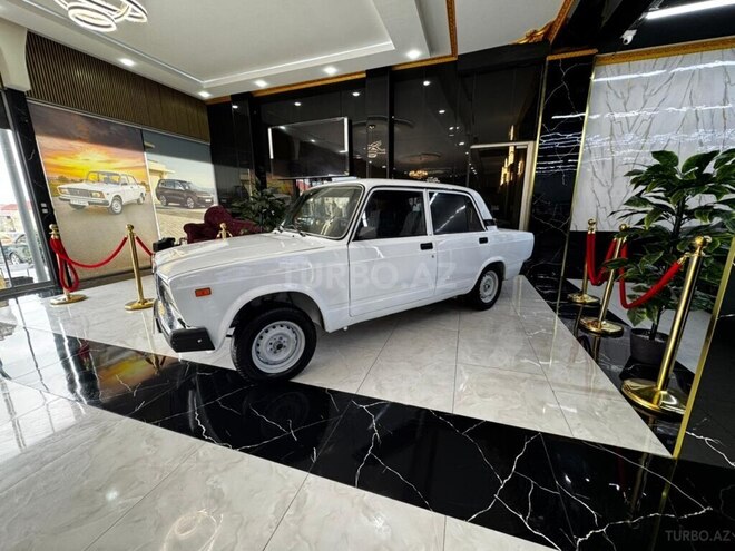 LADA (VAZ) 2107-3