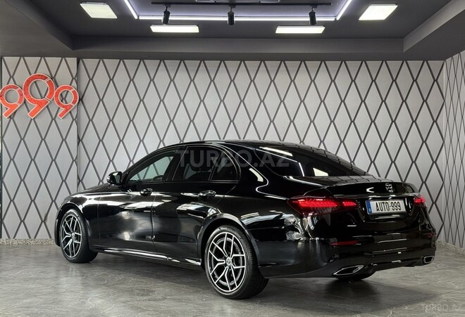 Mercedes E 200-4