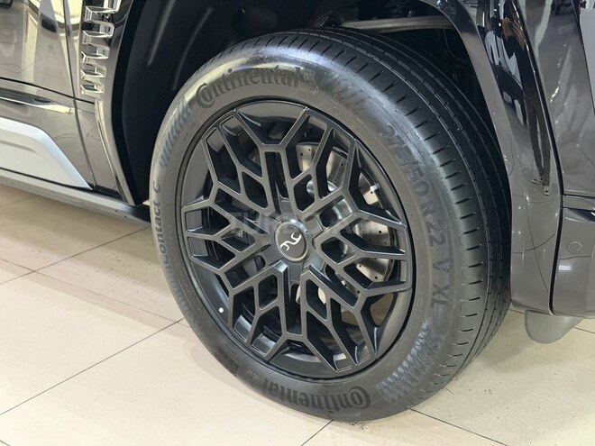 BYD Yangwang U8-5