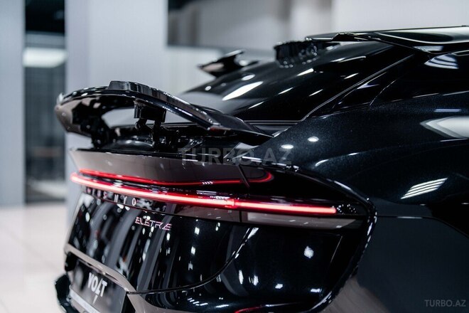 Lotus Eletre-16