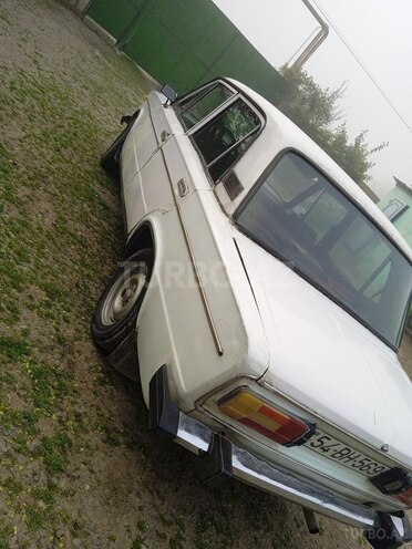 LADA (VAZ) 2106-4