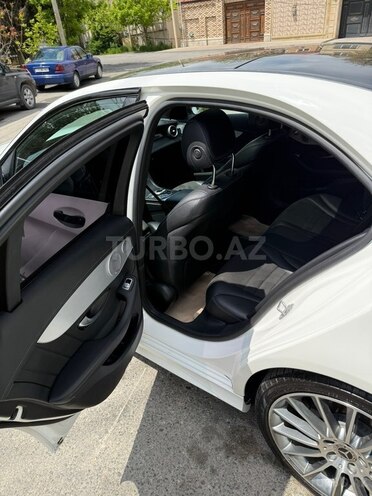 Mercedes C 300-8