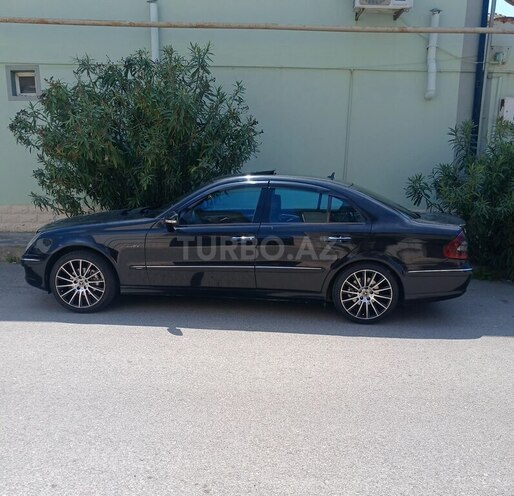 Mercedes E 220-5