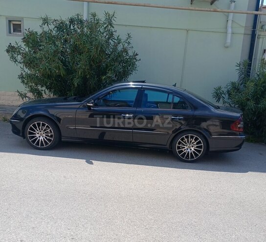 Mercedes E 220-6