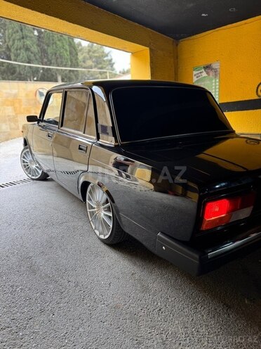 LADA (VAZ) 2107-4