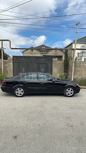 Mercedes E 200-4