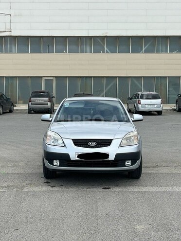 Kia Rio-1