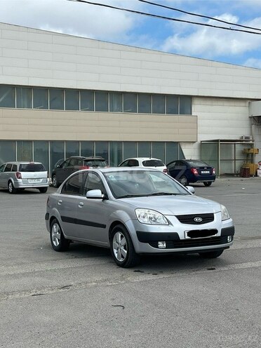 Kia Rio-3