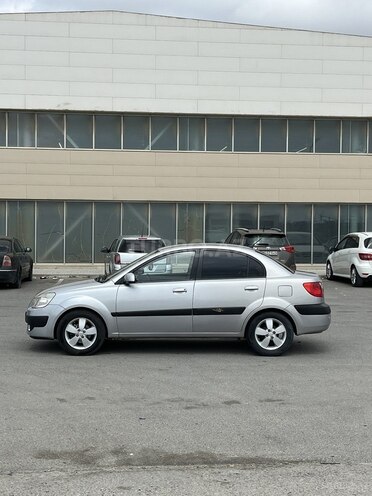 Kia Rio-6