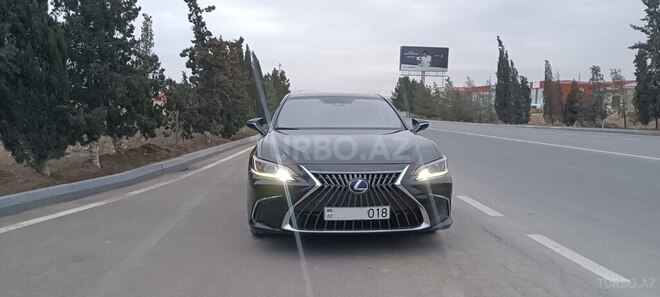 Lexus ES 300h-3