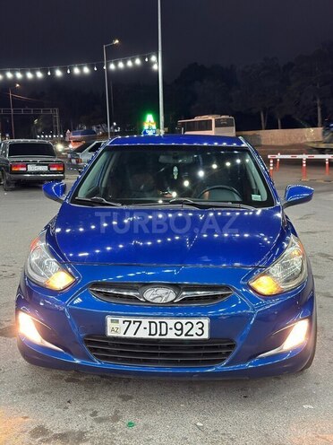 Hyundai Accent-2